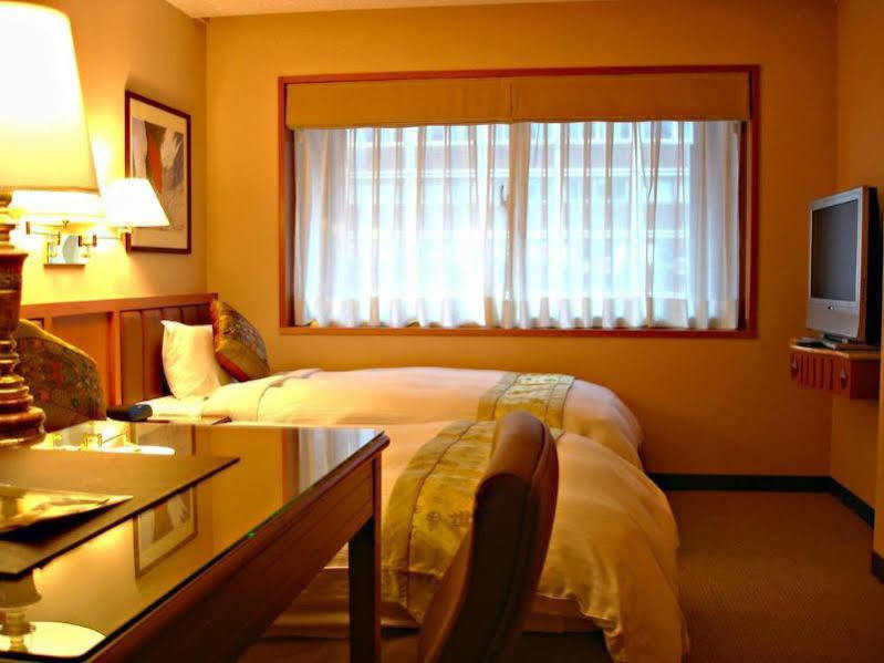 First Hotel Taipei Extérieur photo