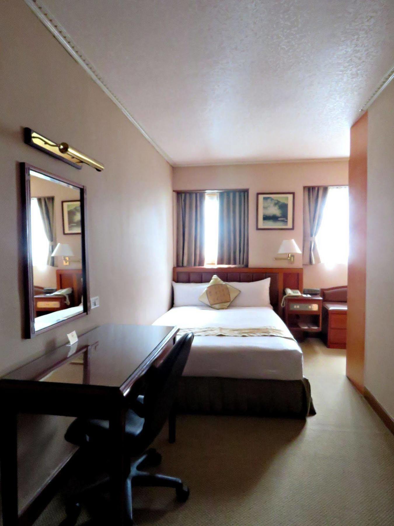 First Hotel Taipei Extérieur photo