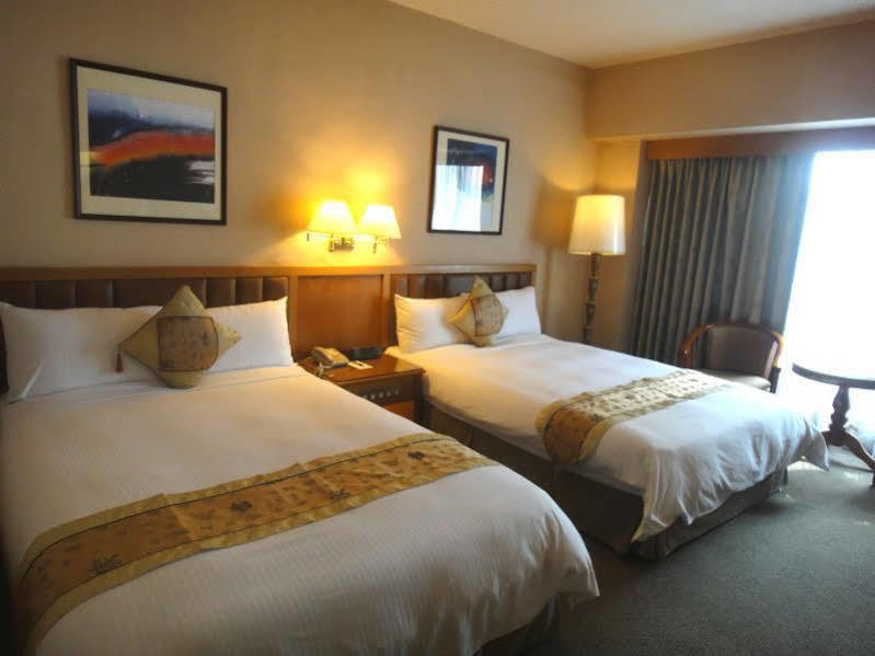First Hotel Taipei Extérieur photo