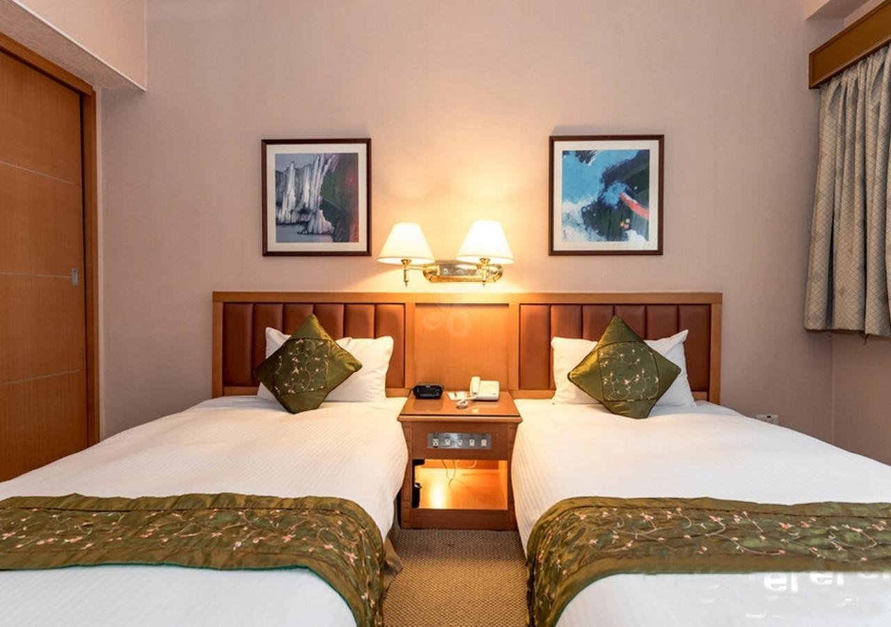 First Hotel Taipei Extérieur photo